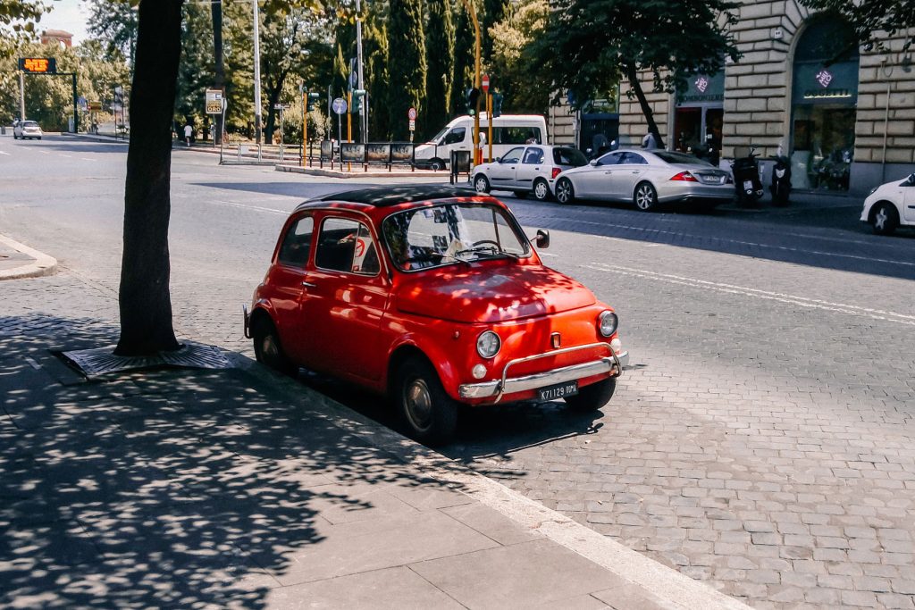 Tour door Rome met een oldtimer Fiat 500