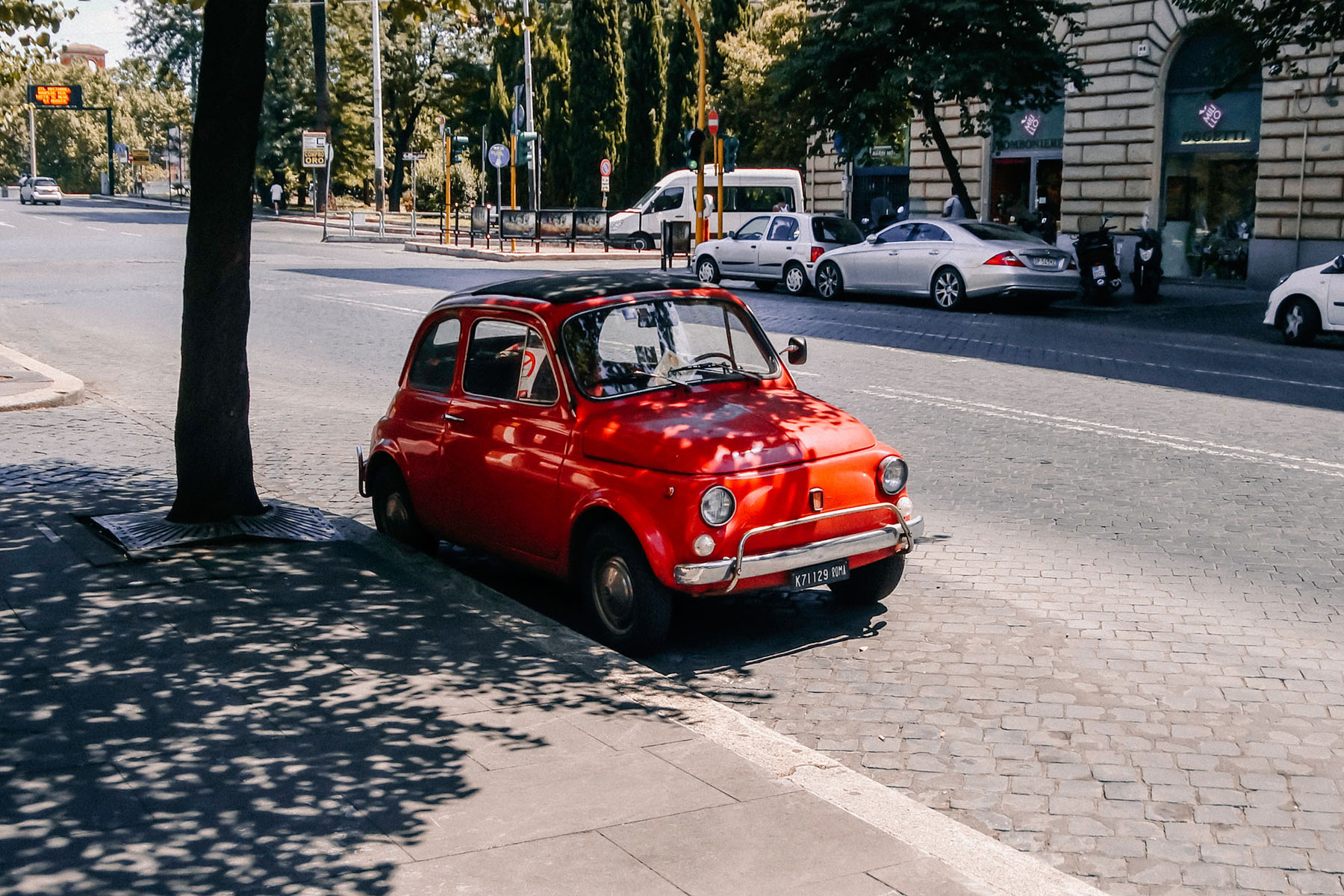 Tour door Rome met een oldtimer Fiat 500